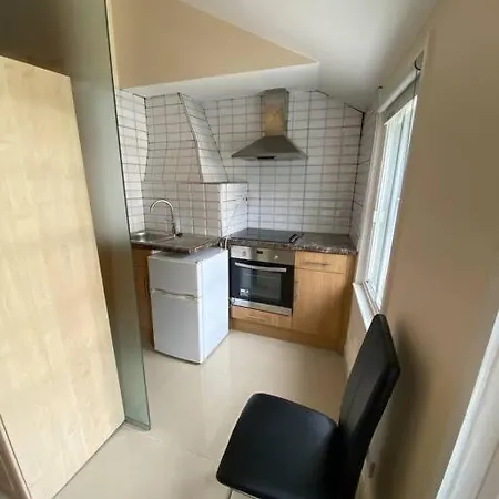 Studio To Let In Covent Garden With Kitchen London Exterior foto